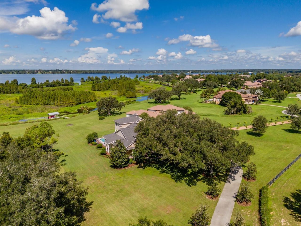 10501 Broadland Pass, Thonotosassa, FL 33592 Photo