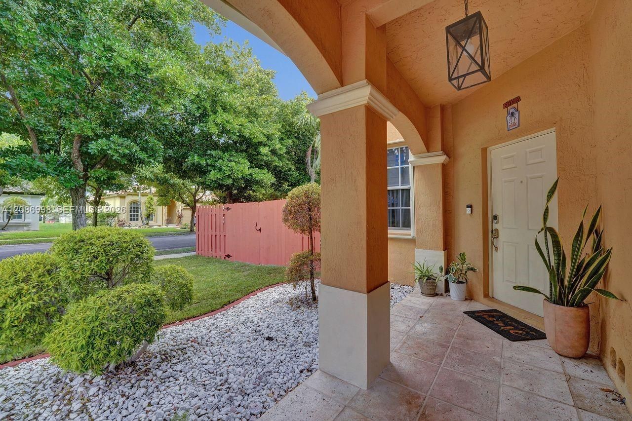 13725 SW 50th Ct, Miramar, FL 33027 Photo