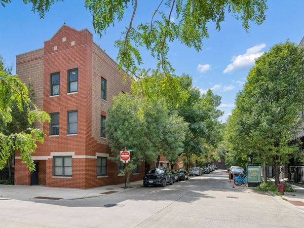 2340 N Elston Avenue, Unit 3F, Chicago, IL 60614
