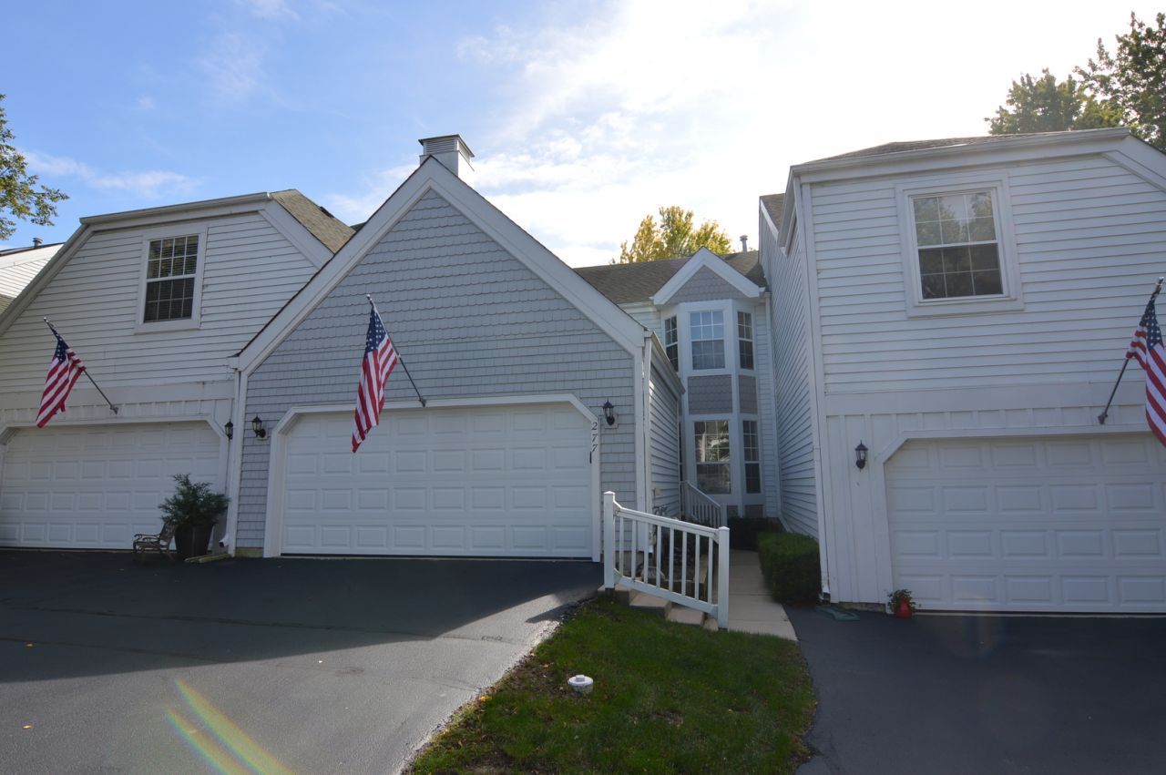 277 Oak Bluff Court, Unit 24-4, Wauconda, IL 60084 Main Photo