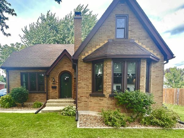 506 N Clark Street, Horicon, WI 53032