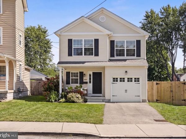 887 PENN STREET, BRYN MAWR, PA 19010