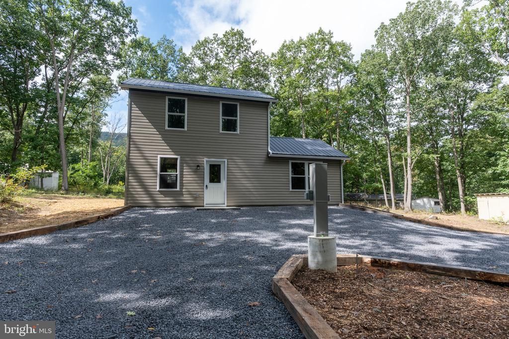15681 MOUNTAIN ROAD, FORT LOUDON, PA 17224