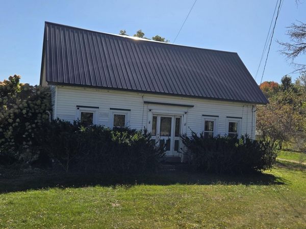 271 Oxbow Road , Palmyra, ME 04965