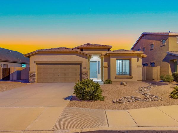 3605 E MEADOWVIEW Drive, Gilbert, AZ 85298