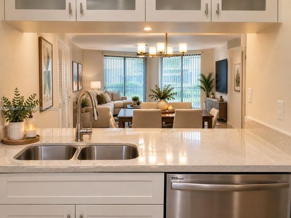 Unit 111, Plantation, FL 33324