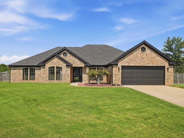 7 Ross Drive, Vilonia, AR 72173