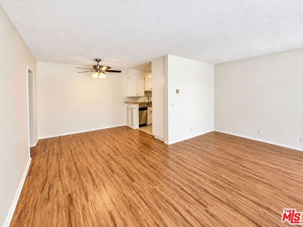 919 N N Alfred Street, Unit 3, West Hollywood, CA 90069