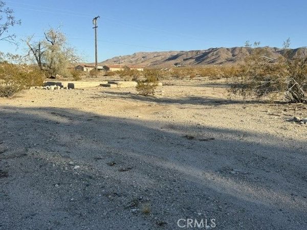 7023 Woodward Road, 29 Palms, CA 92277