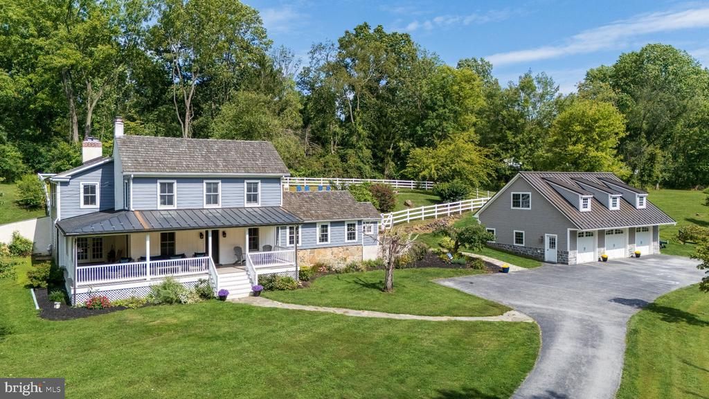 62 WALNUT BANK ROAD , GLENMOORE, PA 19343