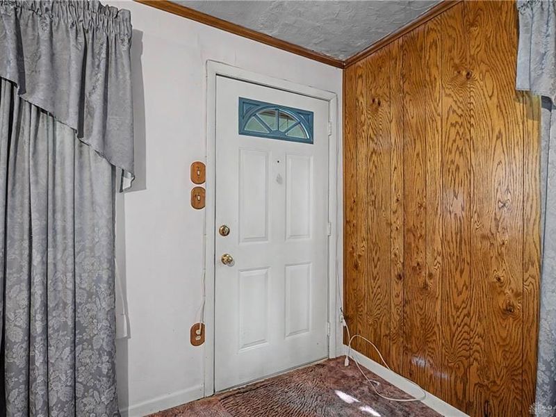 300 Fenwick Drive, New Carlisle, OH 45344 Photo 10
