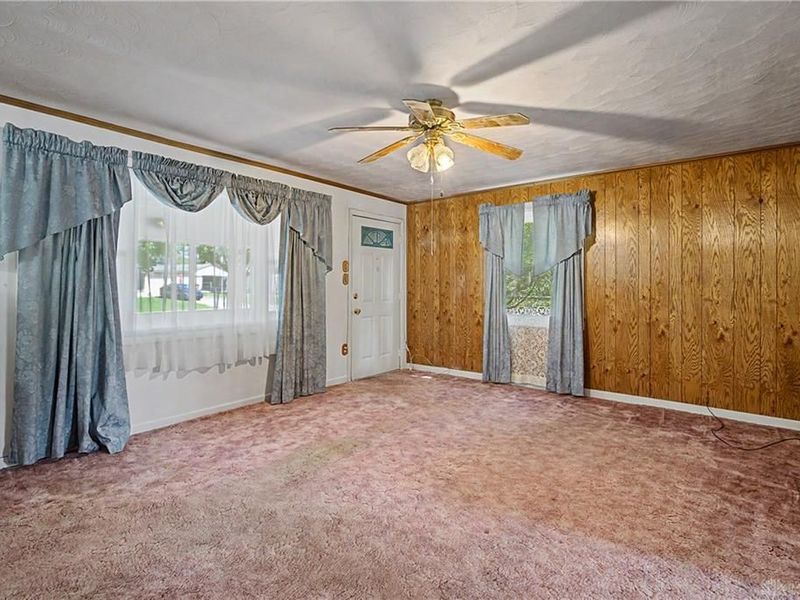 300 Fenwick Drive, New Carlisle, OH 45344 Photo 13