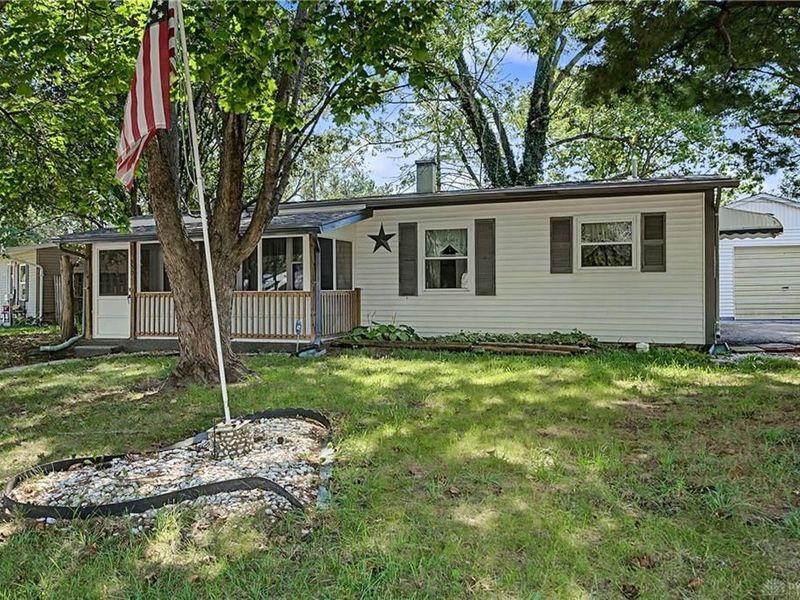 300 Fenwick Drive, New Carlisle, OH 45344 Photo 3