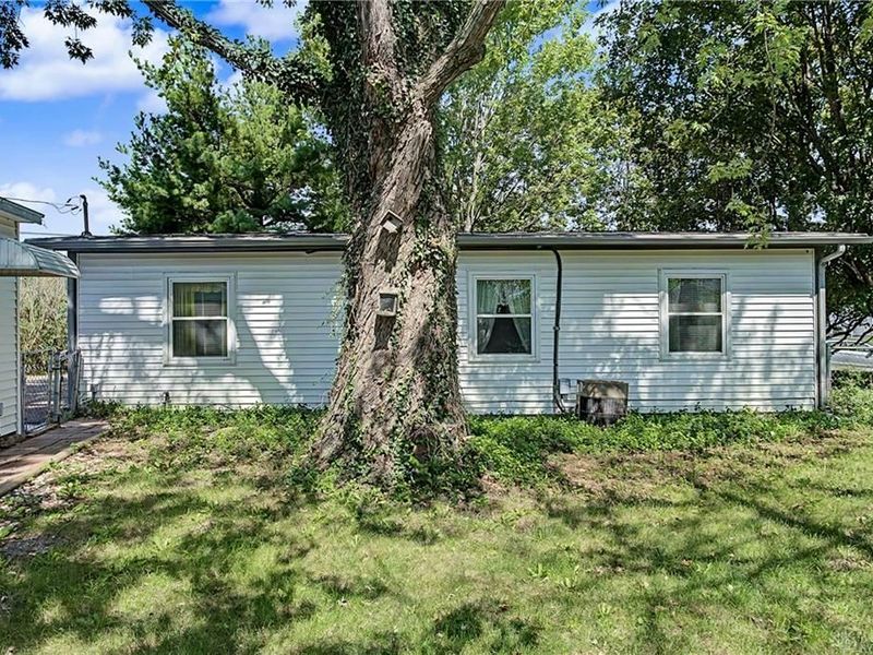 300 Fenwick Drive, New Carlisle, OH 45344 Photo 38
