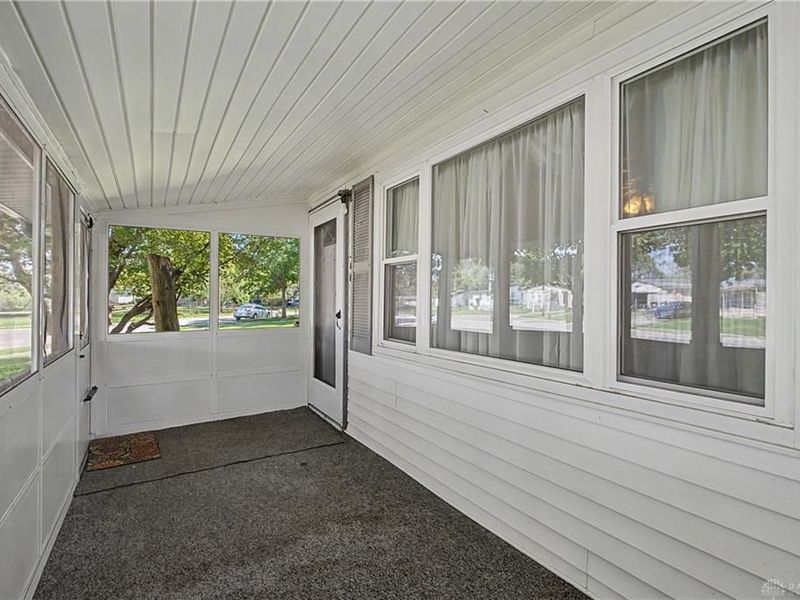 300 Fenwick Drive, New Carlisle, OH 45344 Photo 7