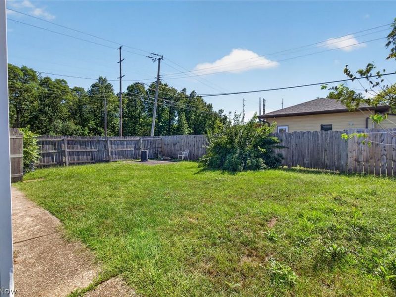 3402 Tacoma Avenue, Lorain, OH 44055 Photo 6