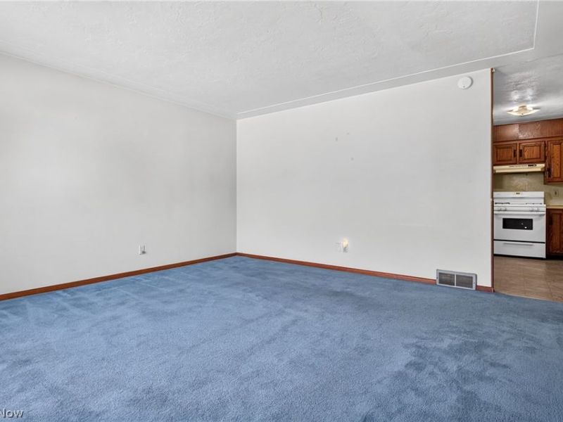 3402 Tacoma Avenue, Lorain, OH 44055 Photo 9