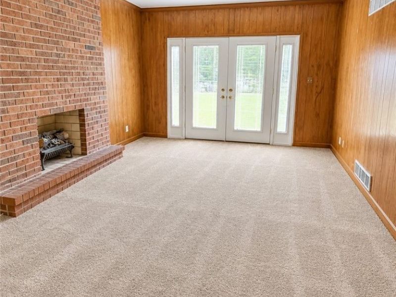 947 Krehl Avenue, Girard, OH 44420 Photo 9
