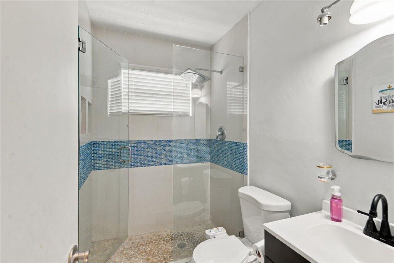 2294 NW 81st Terrace, Sunrise, FL 33322 Photo
