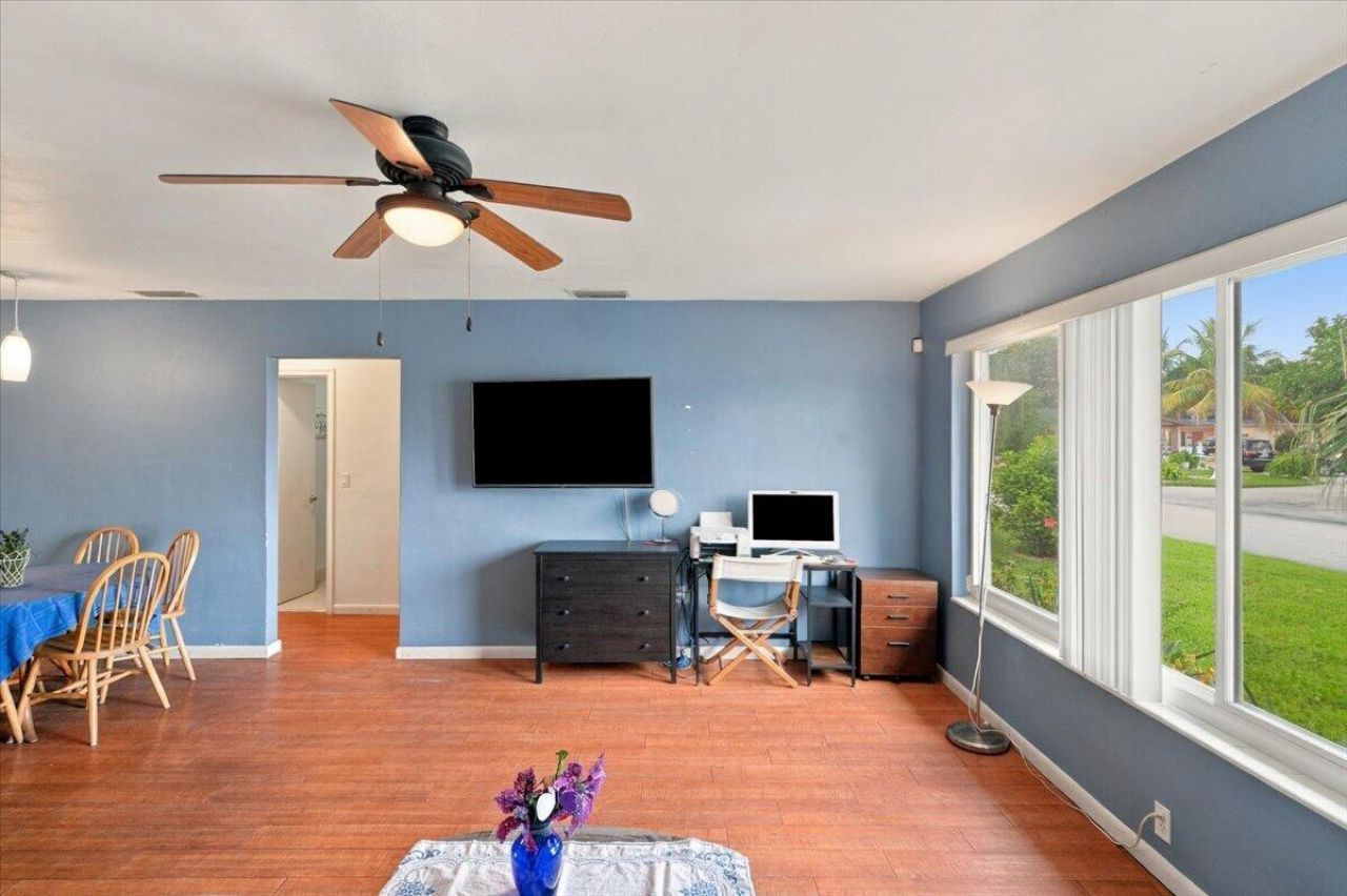 2294 NW 81st Terrace, Sunrise, FL 33322 Photo