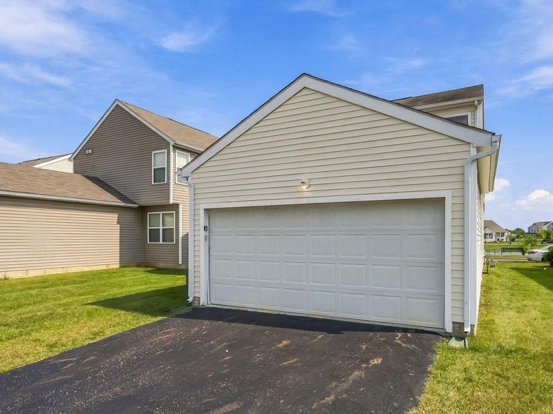 1405 Cedar Rapids Drive, Columbus, OH 43228 Photo 5