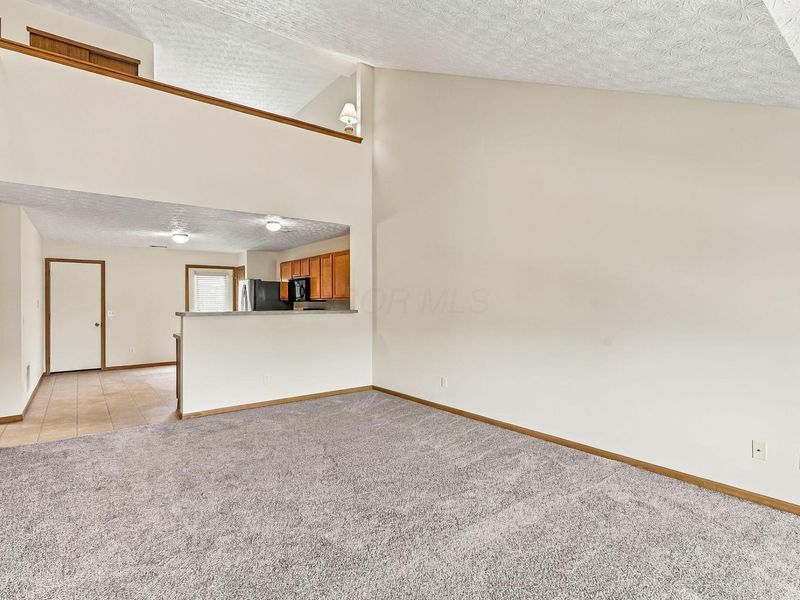 1405 Cedar Rapids Drive, Columbus, OH 43228 Photo 7