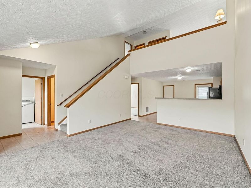 1405 Cedar Rapids Drive, Columbus, OH 43228 Photo 9
