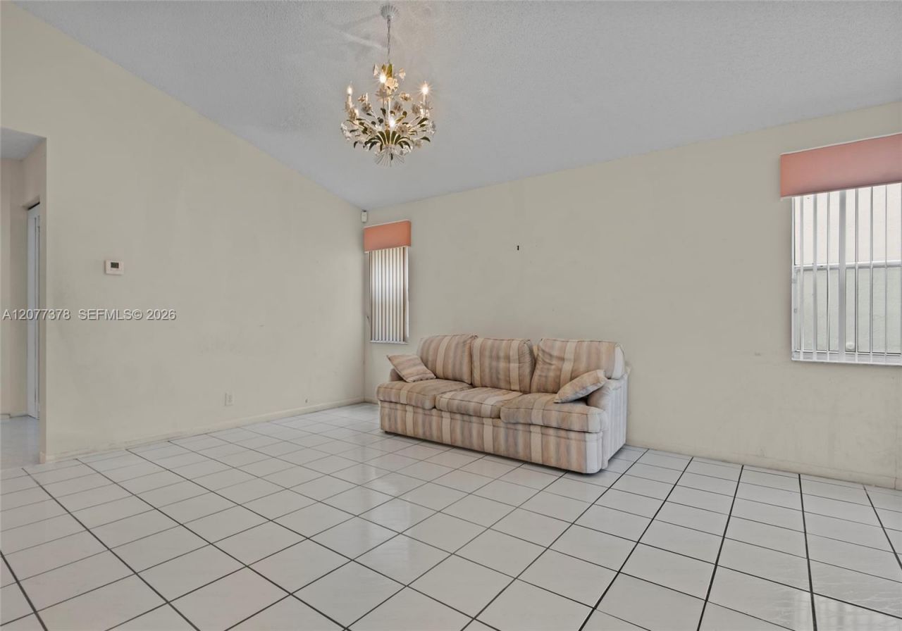 113 W Bayridge Dr, Weston, FL 33326 Photo