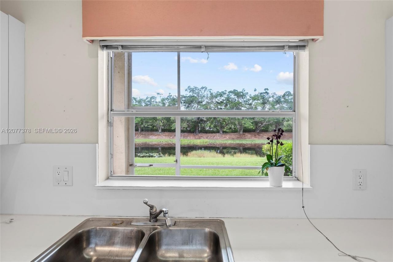 113 W Bayridge Dr, Weston, FL 33326 Photo