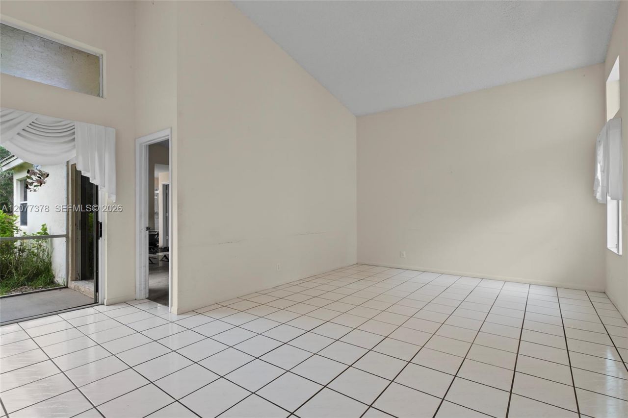 113 W Bayridge Dr, Weston, FL 33326 Photo