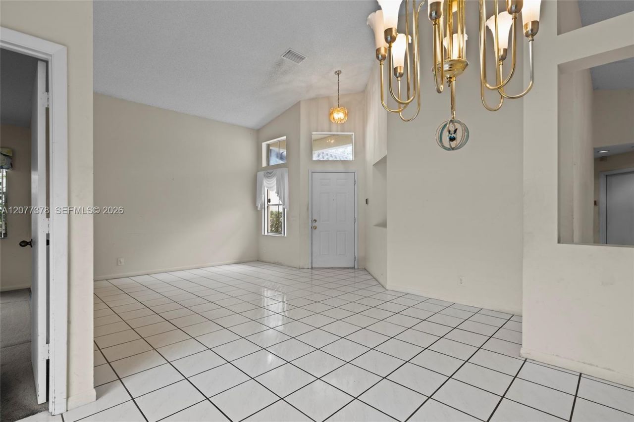 113 W Bayridge Dr, Weston, FL 33326 Photo