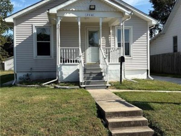 2440 Iowa Street, Granite City, IL 62040