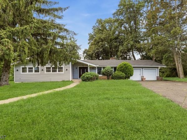 496 Seven Oaks Ct, Orange, NJ 07050