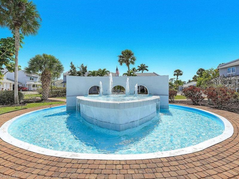 4 Watercolor Way, Unit 4, Naples, FL 34113 Photo