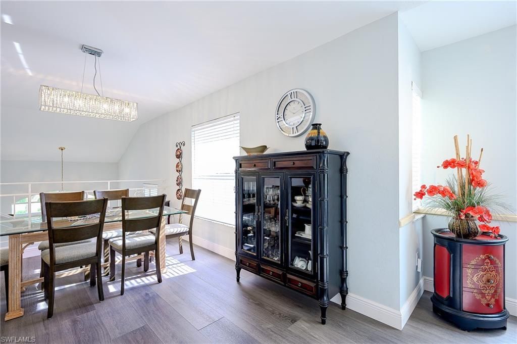 2460 Old Groves Rd , Unit E-201, Naples, FL 34109 Photo