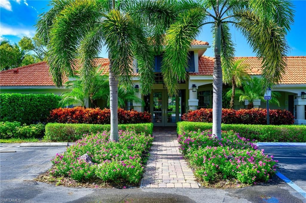 2460 Old Groves Rd , Unit E-201, Naples, FL 34109 Photo