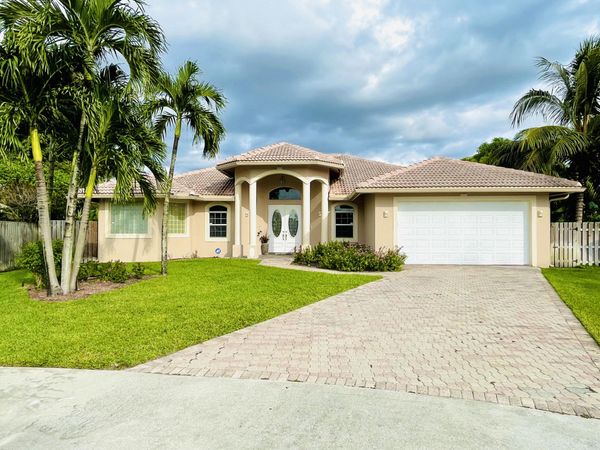 13620 FOLKESTONE Court W, Wellington, FL 33414