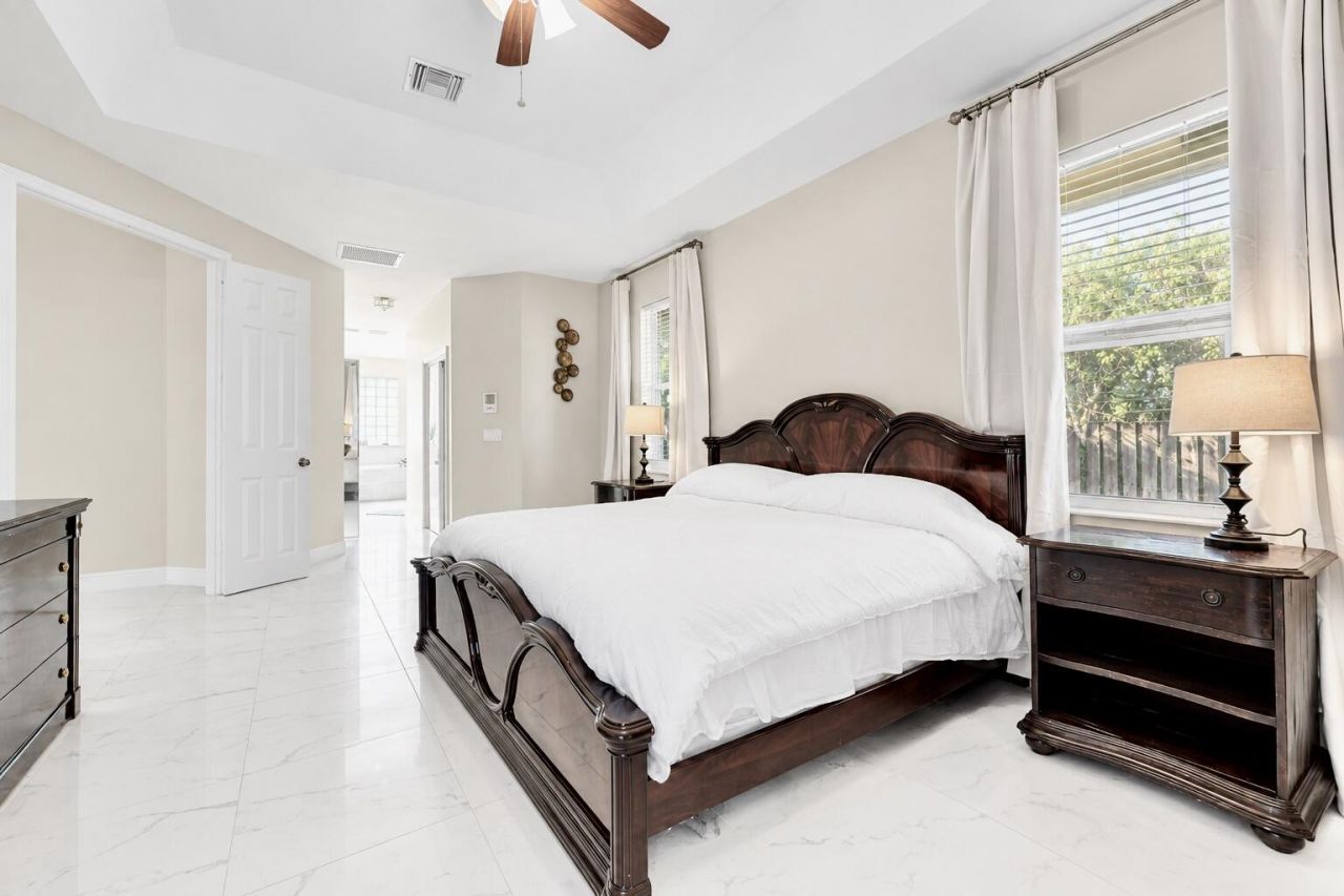 13620 Folkestone Court W, Wellington, FL 33414 Photo