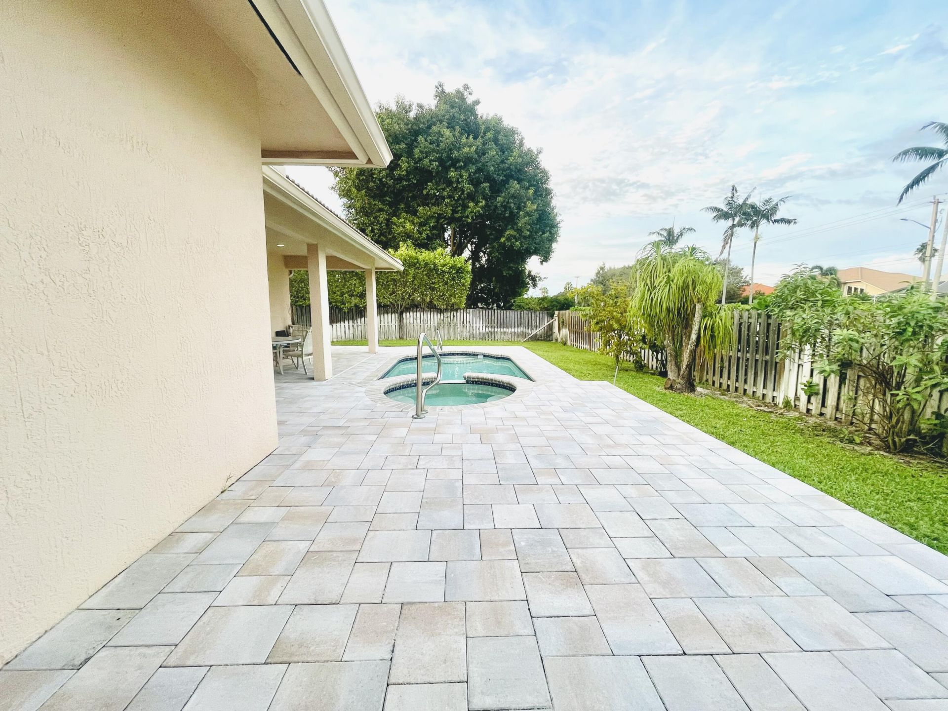 13620 Folkestone Court W, Wellington, FL 33414 Photo