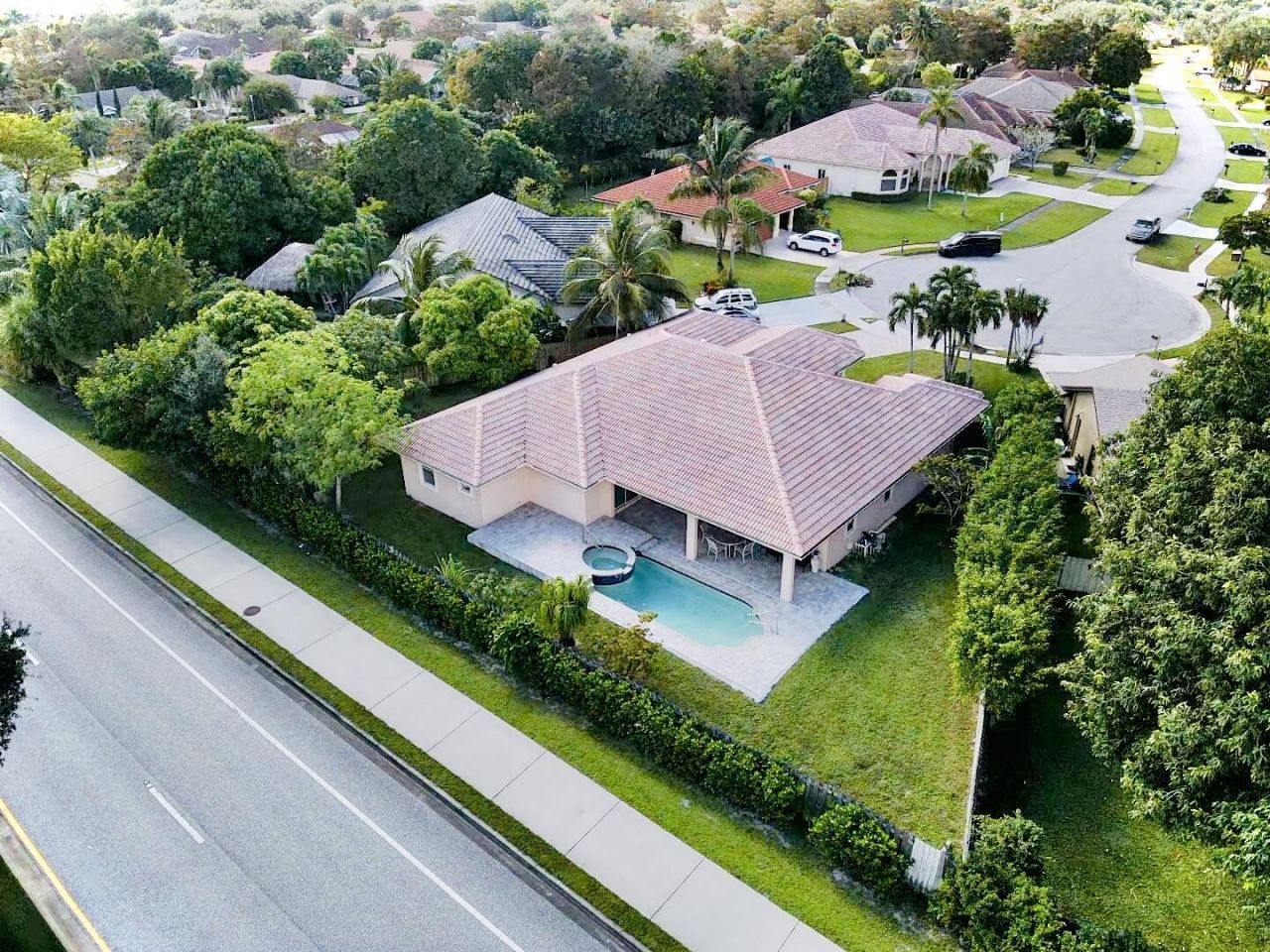13620 Folkestone Court W, Wellington, FL 33414 Photo