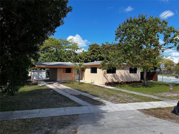 285 NE 43RD Street, Deerfield Beach, FL 33064