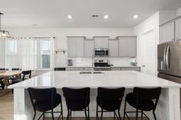 128 Oyster Tide Avenue photo 4