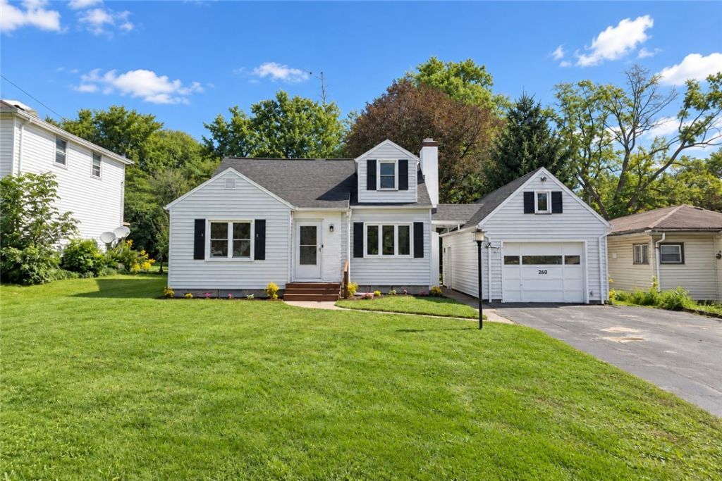 260 Pardee Road, Rochester, NY 14609 Main Photo