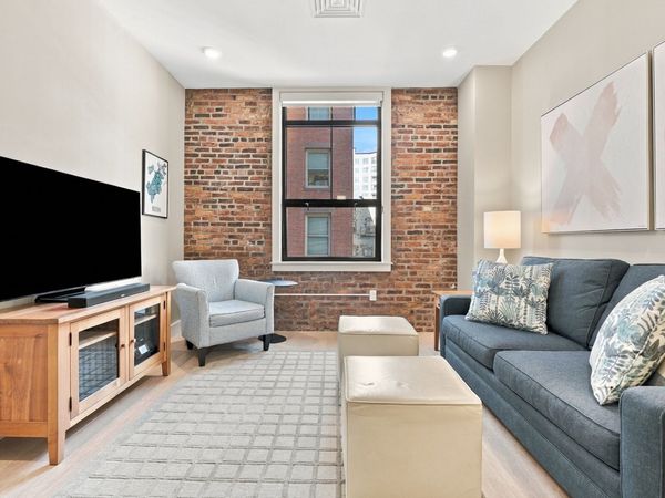 121 Portland St, Unit 302, Boston, MA 02114