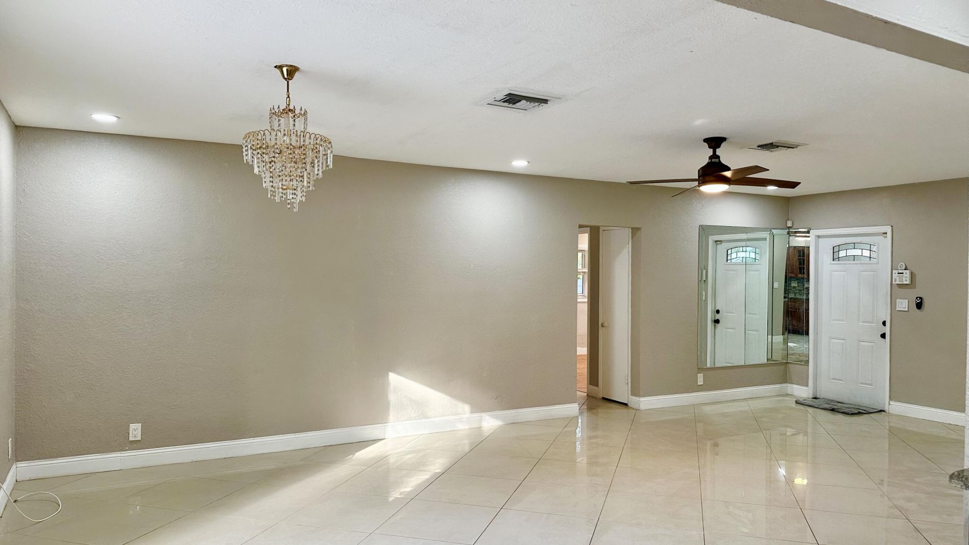 650 E Campus Circle, Fort Lauderdale, FL 33312 Photo
