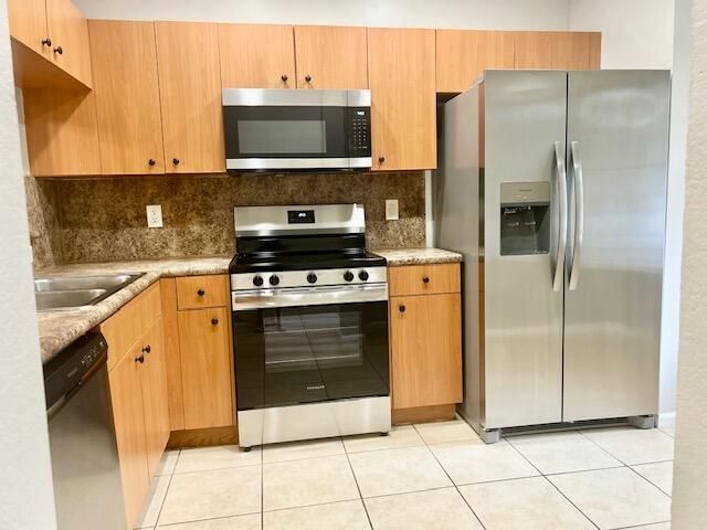 8214 SW 29th Street, Unit 104, Miramar, FL 33025 Photo