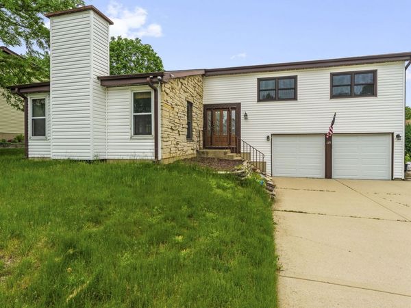 119 Garland Court , Glendale Heights, IL 60139