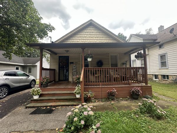 520 McDonough Street , Joliet, IL 60436