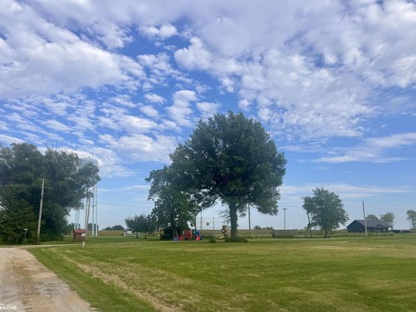 304 E 1ST Street, Tingley, IA 50863