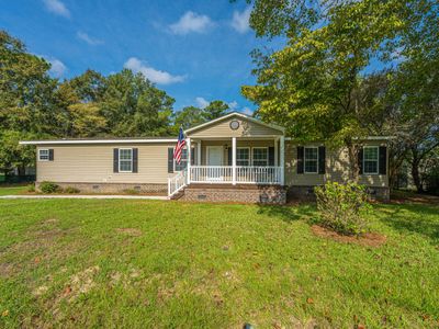 215 Hines Drive, Bonneau, SC 29431